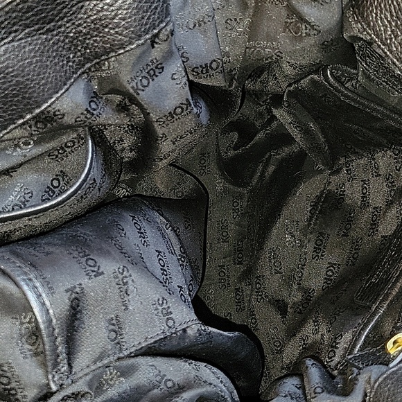 Michael Kors Purse - Picture 7 of 8